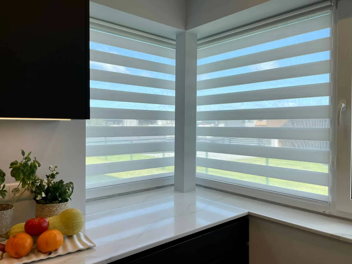 Ruloo öö ja päev – aknakatted Valguskate