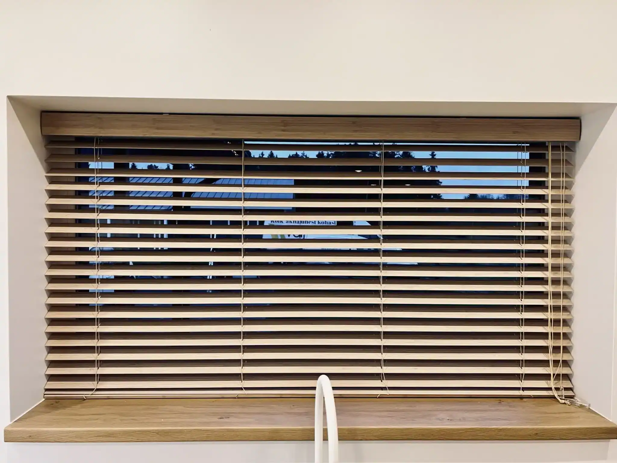 Ribakardinad – aknakatted Valguskate