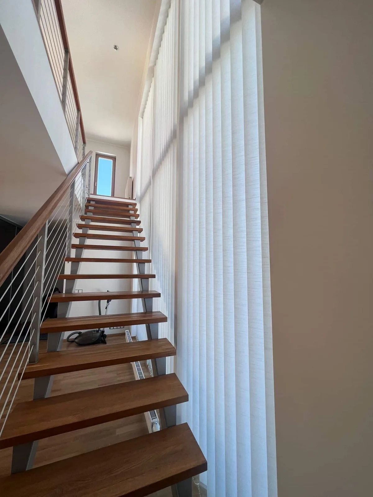 Püstlamellkardinad – tehtud tööd Valguskate 29