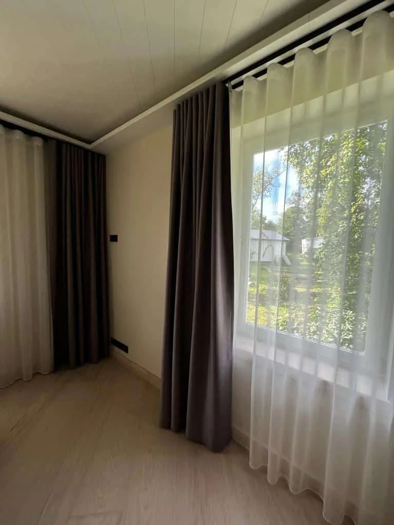 Tekstiilkardinad – tehtud tööd Valguskate 344