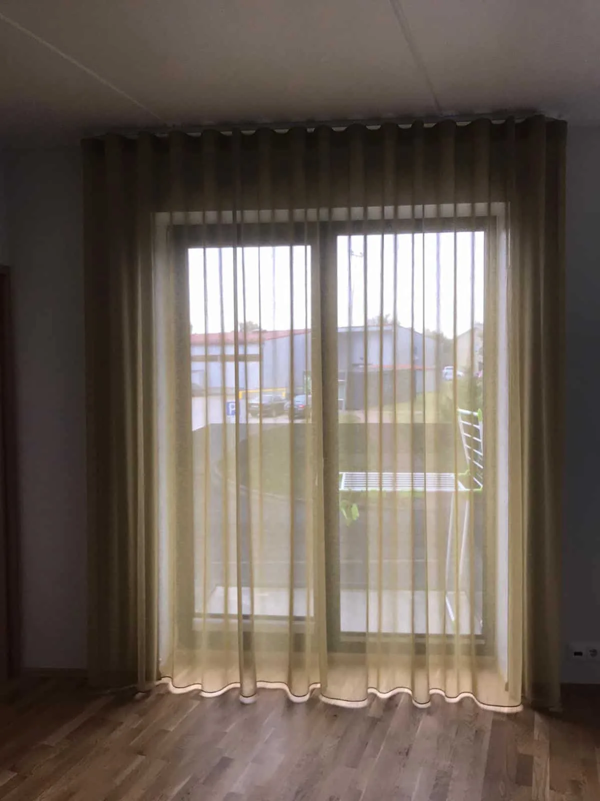 Tekstiilkardinad – tehtud tööd Valguskate 302