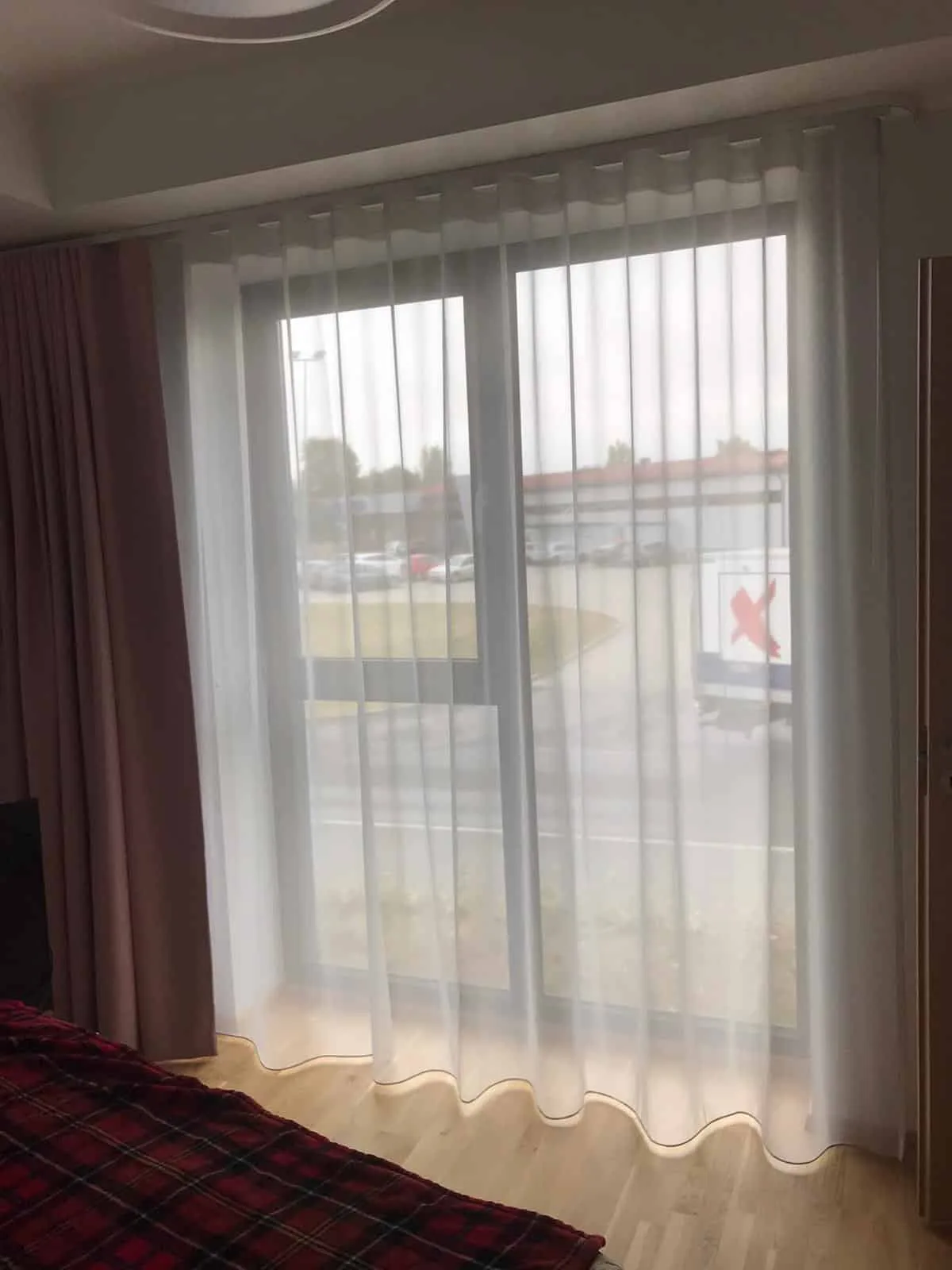 Tekstiilkardinad – tehtud tööd Valguskate 301