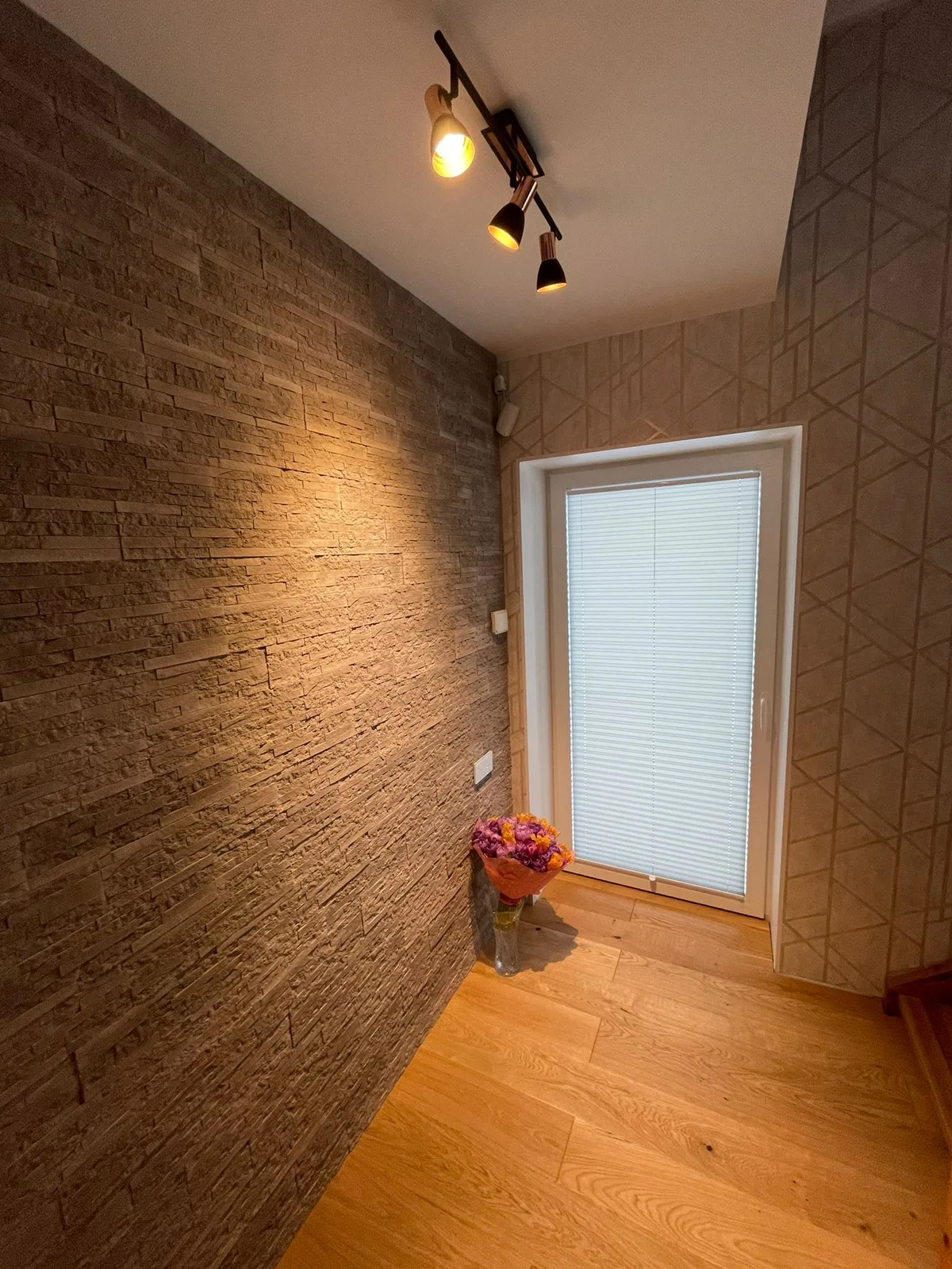 Voldikkardinad – tehtud tööd Valguskate 103