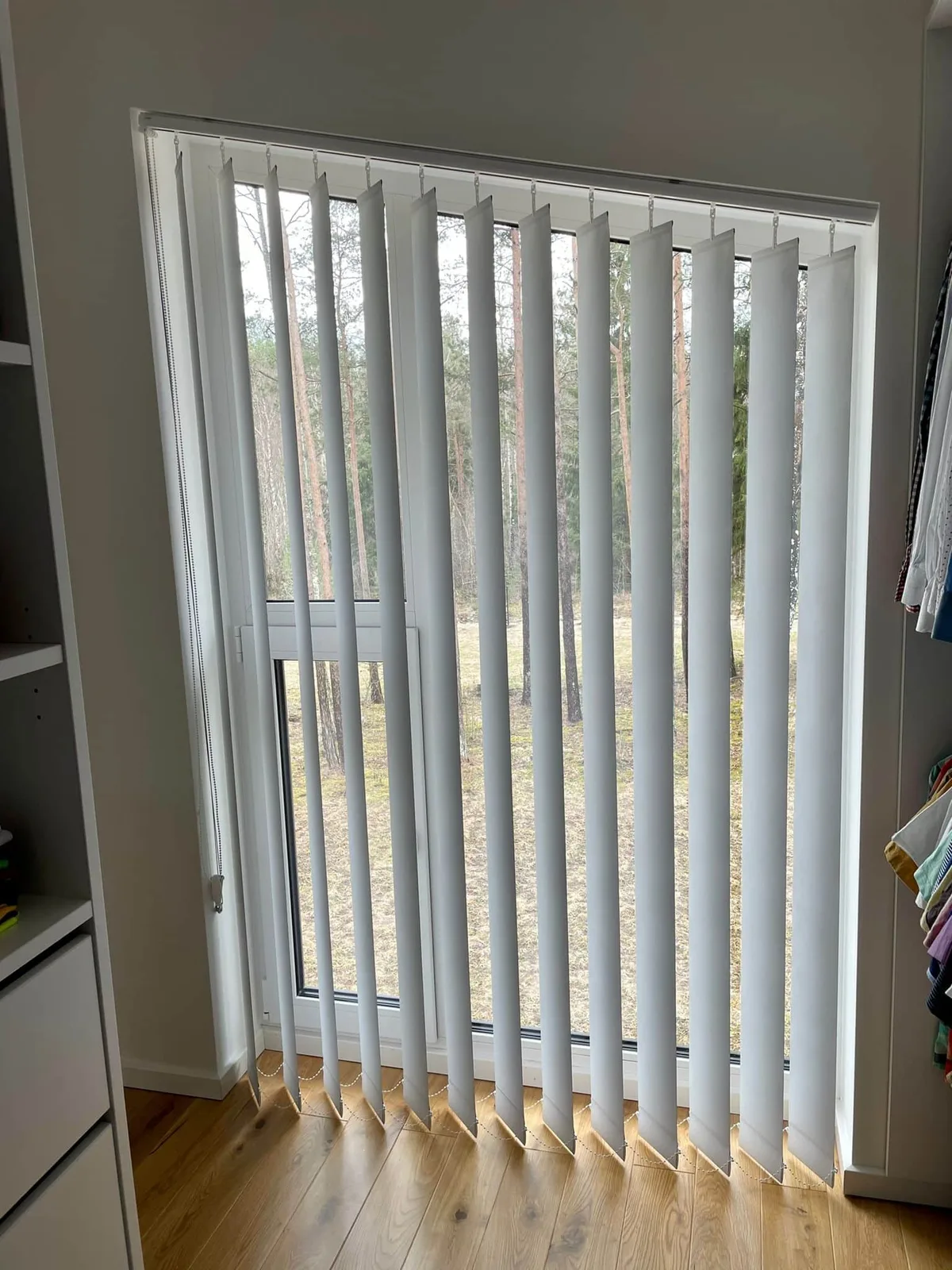 Püstlamellkardinad – tehtud tööd Valguskate 17