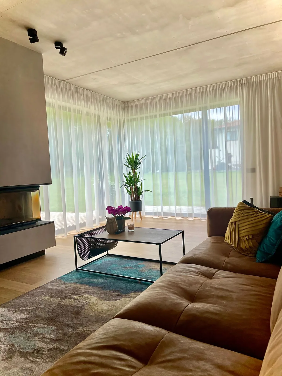 Tekstiilkardinad – tehtud tööd Valguskate 225