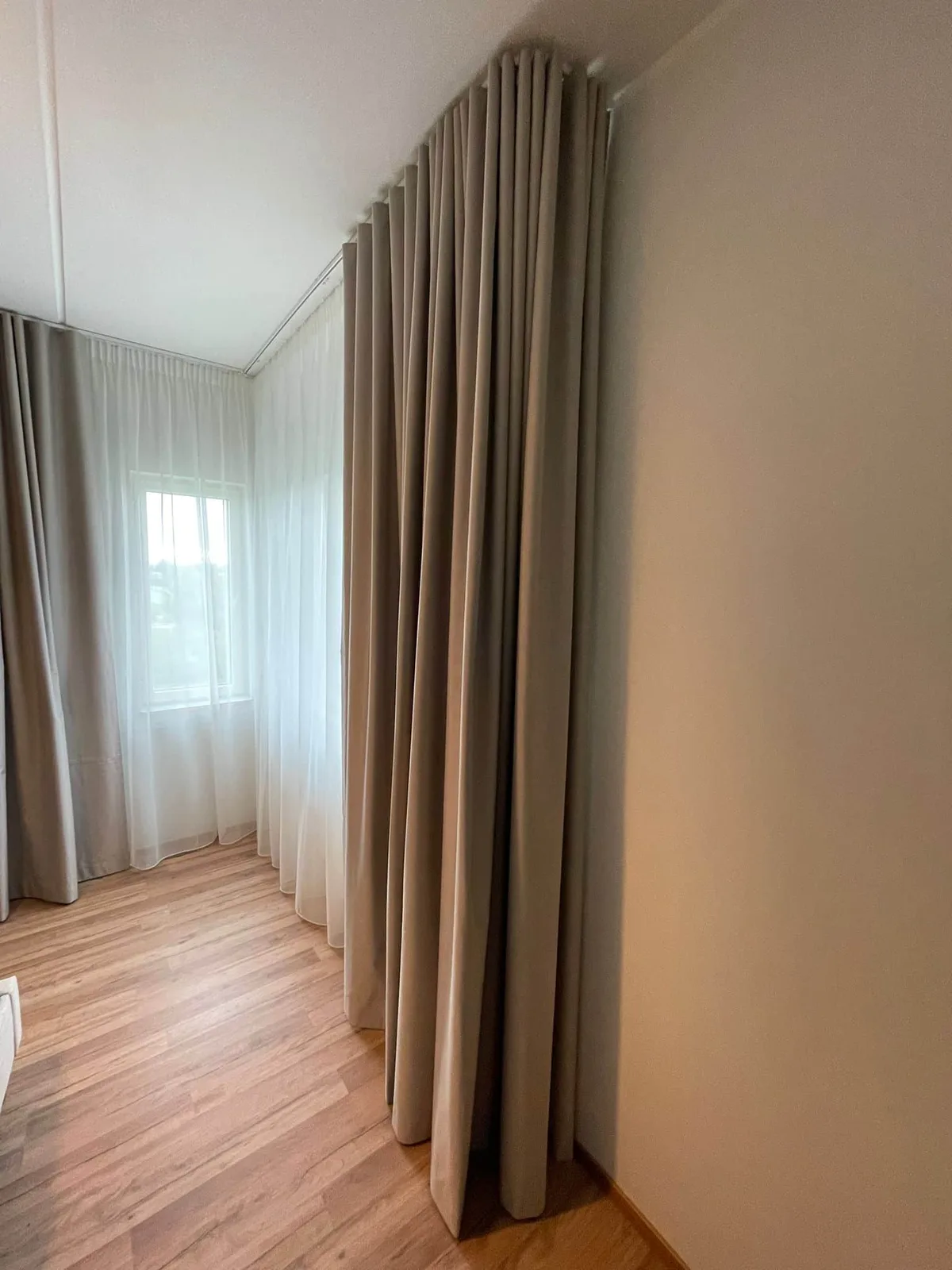 Tekstiilkardinad – tehtud tööd Valguskate 192