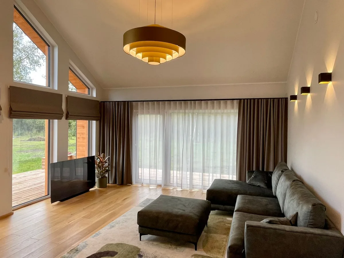 Tekstiilkardinad – tehtud tööd Valguskate 181