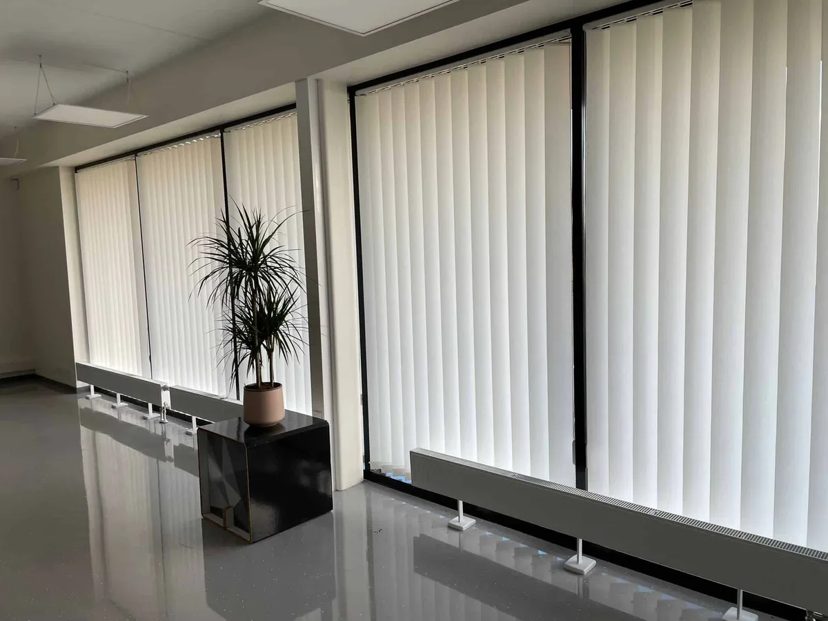 Püstlamellkardinad – tehtud tööd Valguskate 21