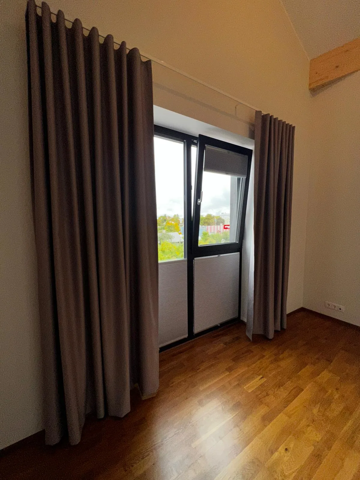 Tekstiilkardinad – tehtud tööd Valguskate 162