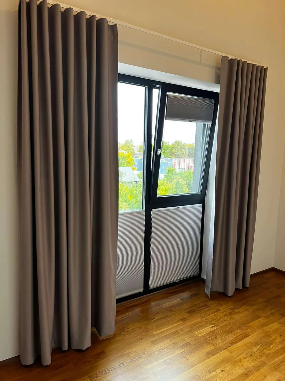 Voldikkardinad – tehtud tööd Valguskate 55