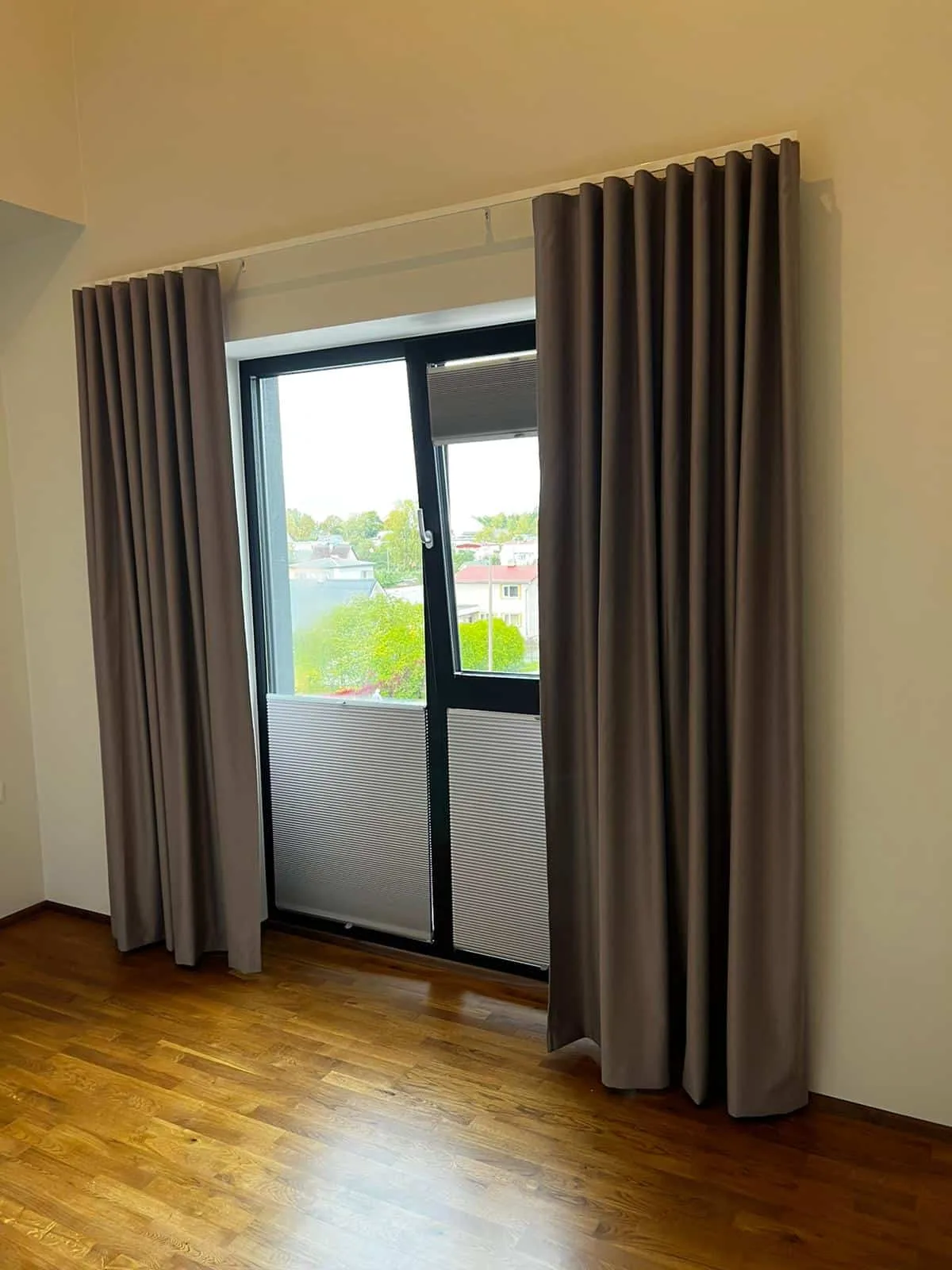 Tekstiilkardinad – tehtud tööd Valguskate 161