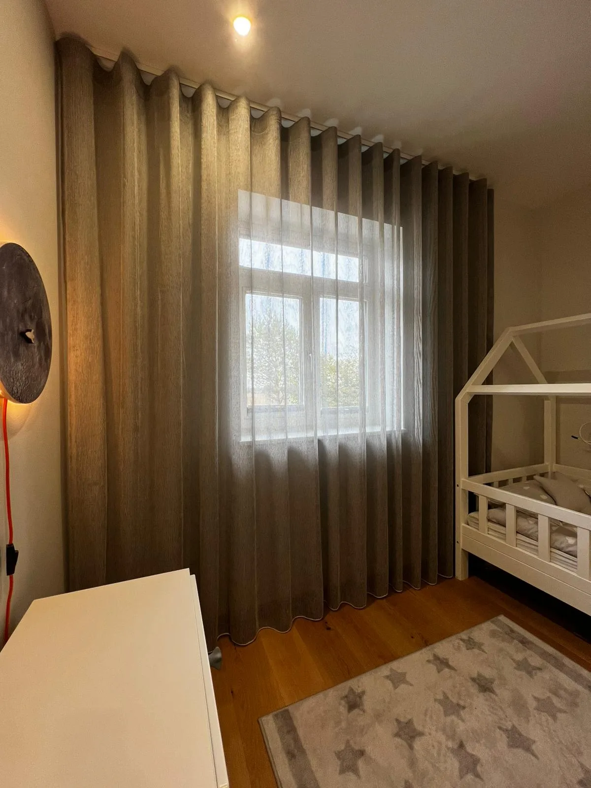 Tekstiilkardinad – tehtud tööd Valguskate 155