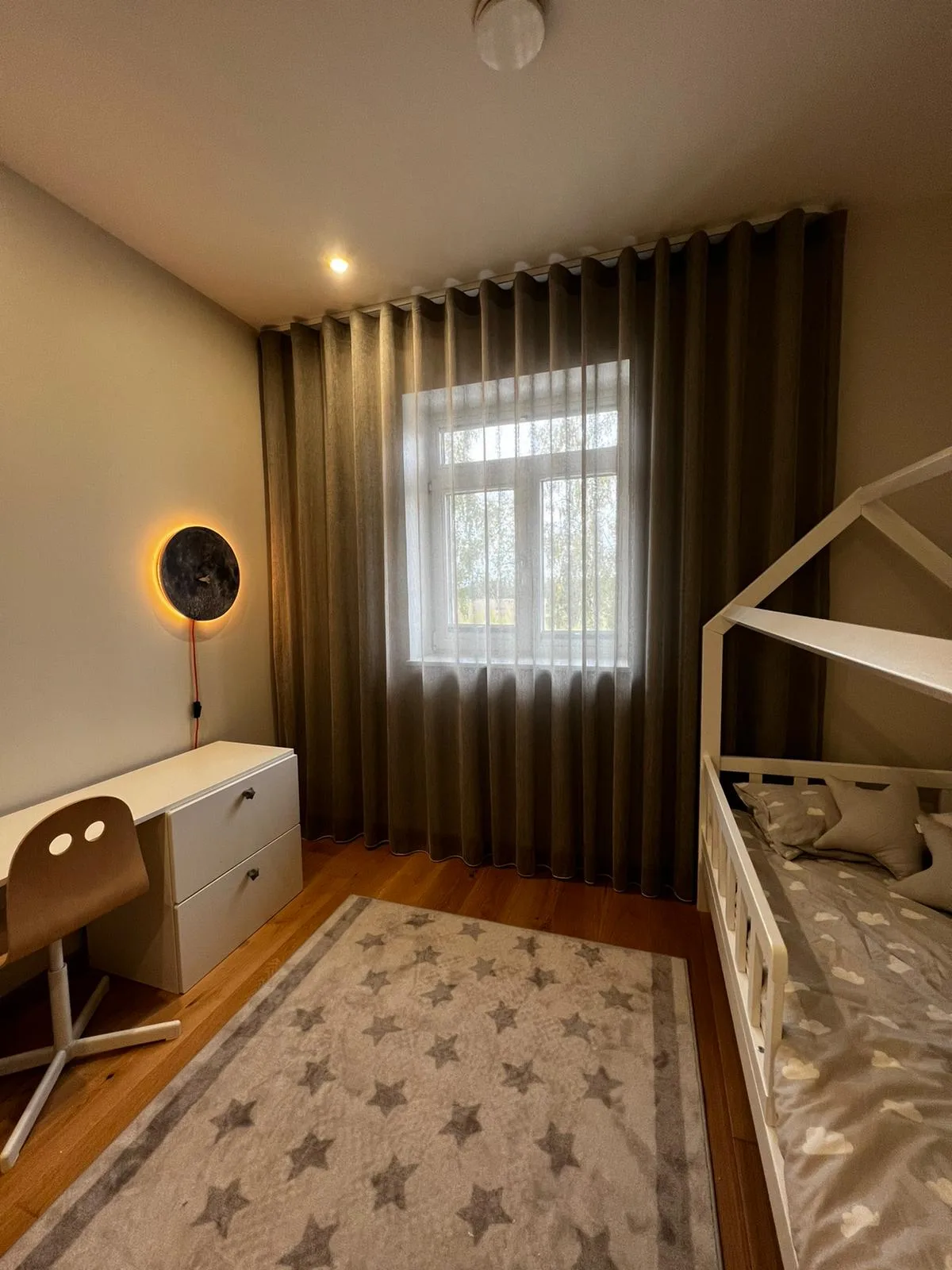 Tekstiilkardinad – tehtud tööd Valguskate 153