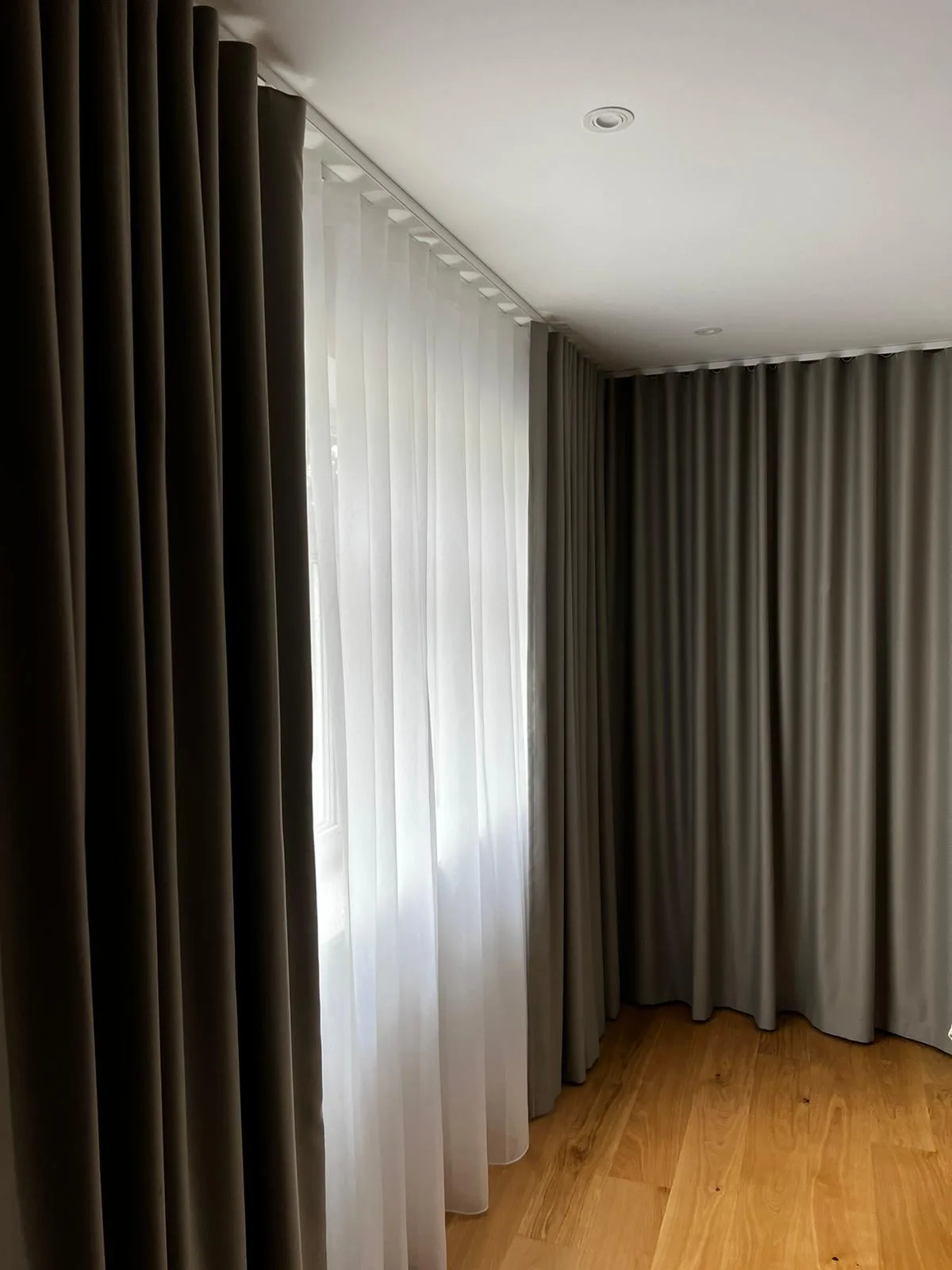 Tekstiilkardinad – tehtud tööd Valguskate 152