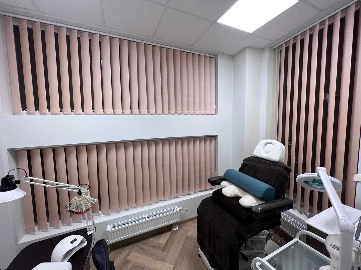 Püstlamellkardinad – tehtud tööd Valguskate 26