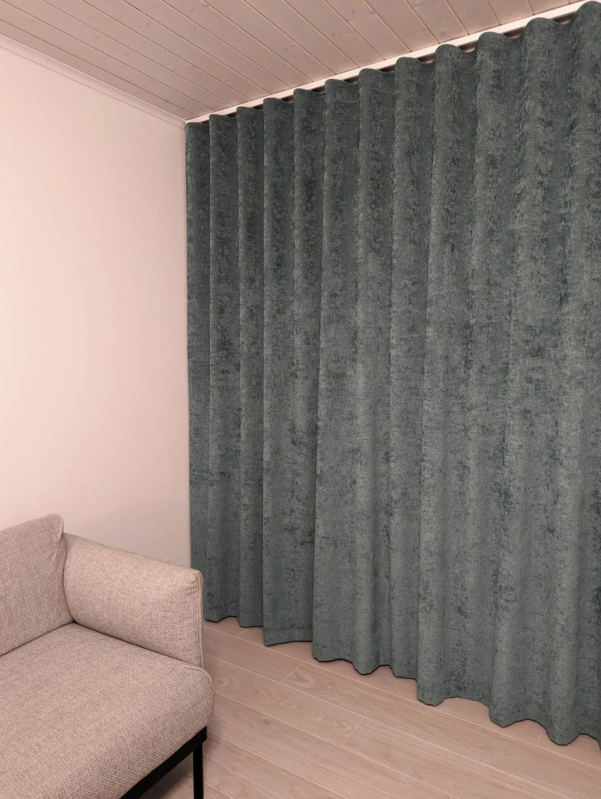 Tekstiilkardinad – tehtud tööd Valguskate 115