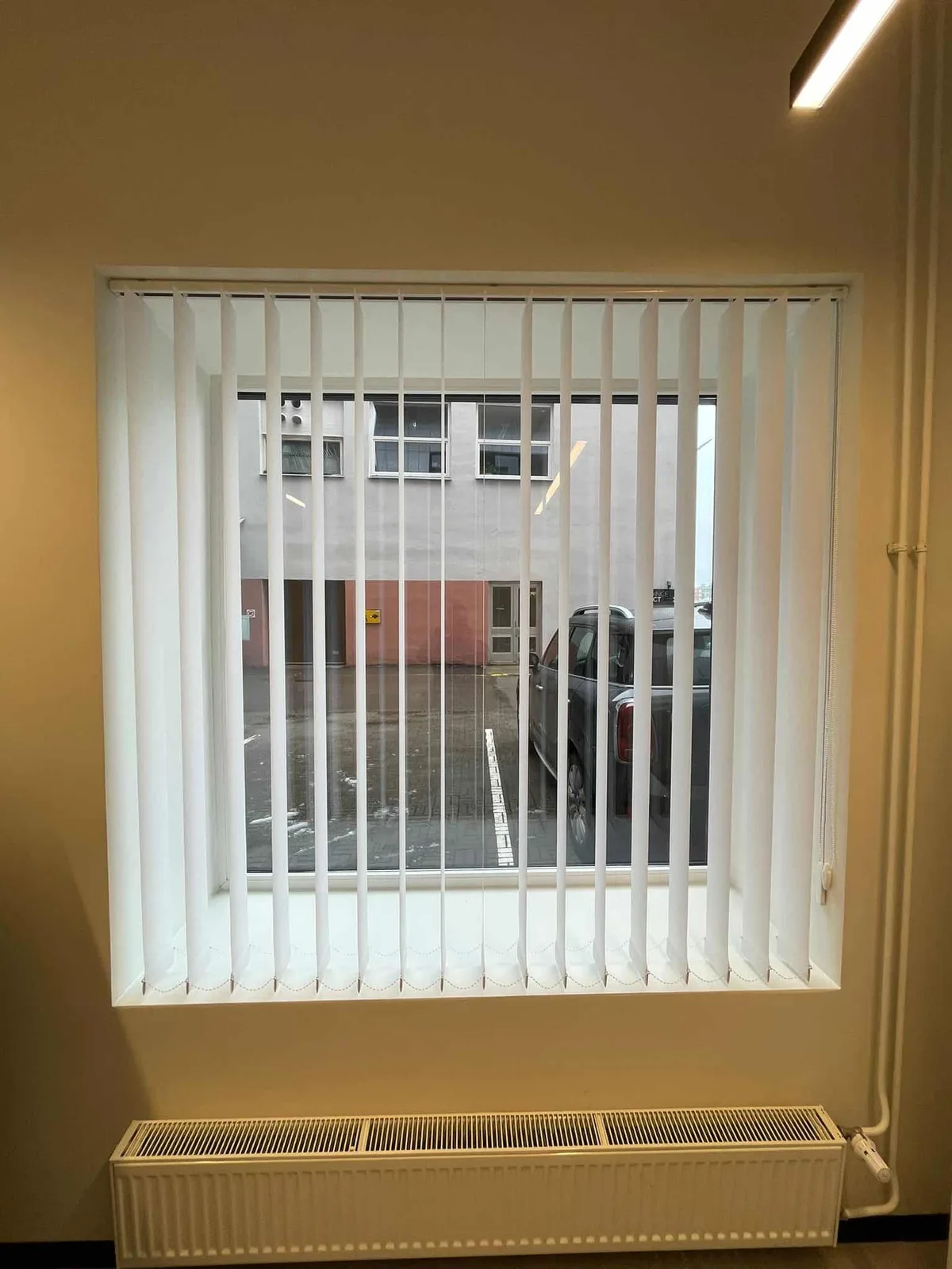 Püstlamellkardinad – tehtud tööd Valguskate 32