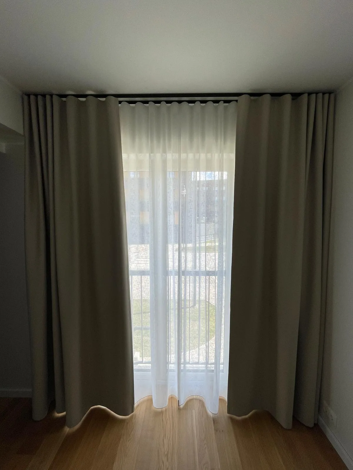 Tekstiilkardinad – tehtud tööd Valguskate 64