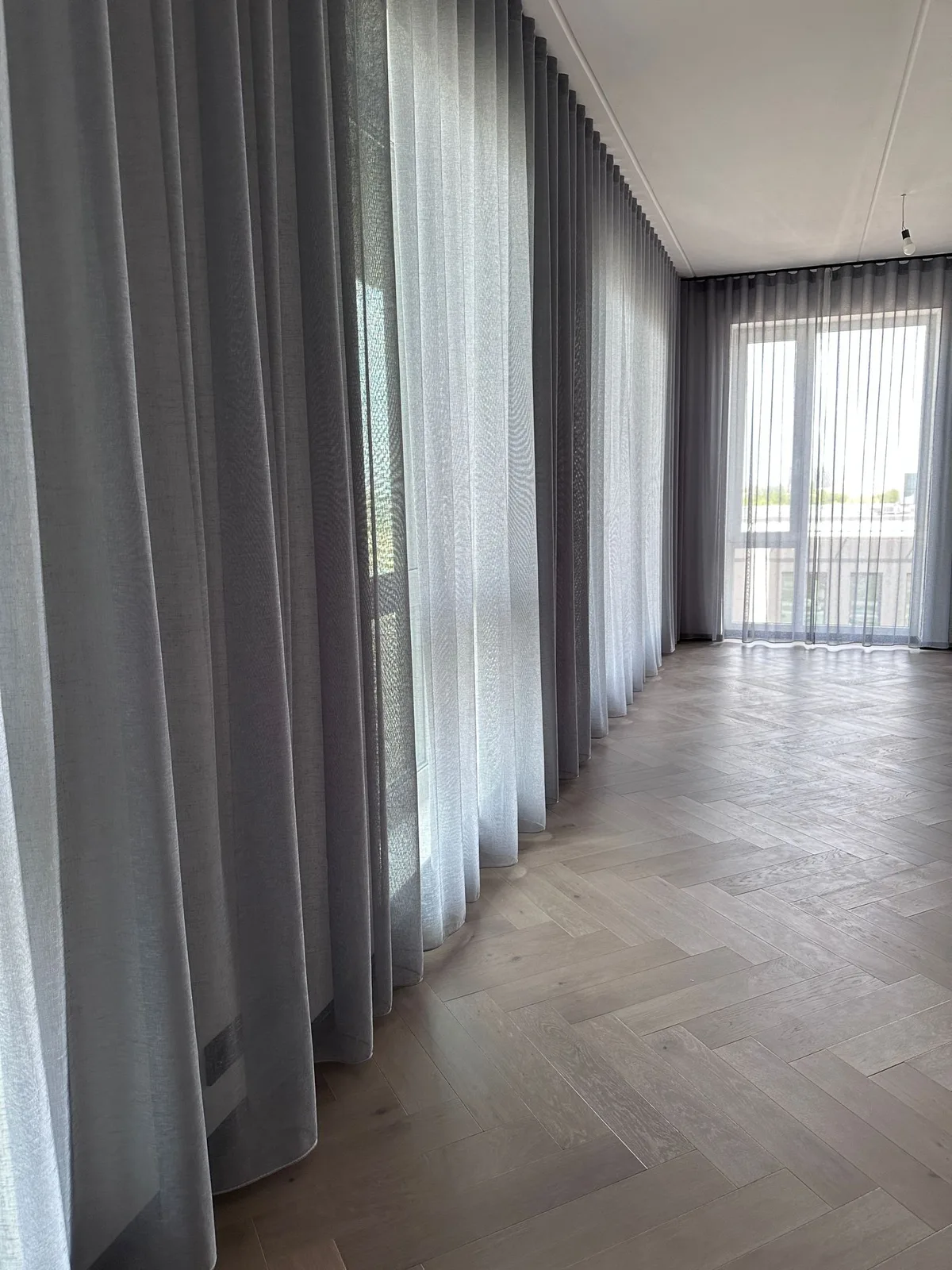 Tekstiilkardinad – tehtud tööd Valguskate 42