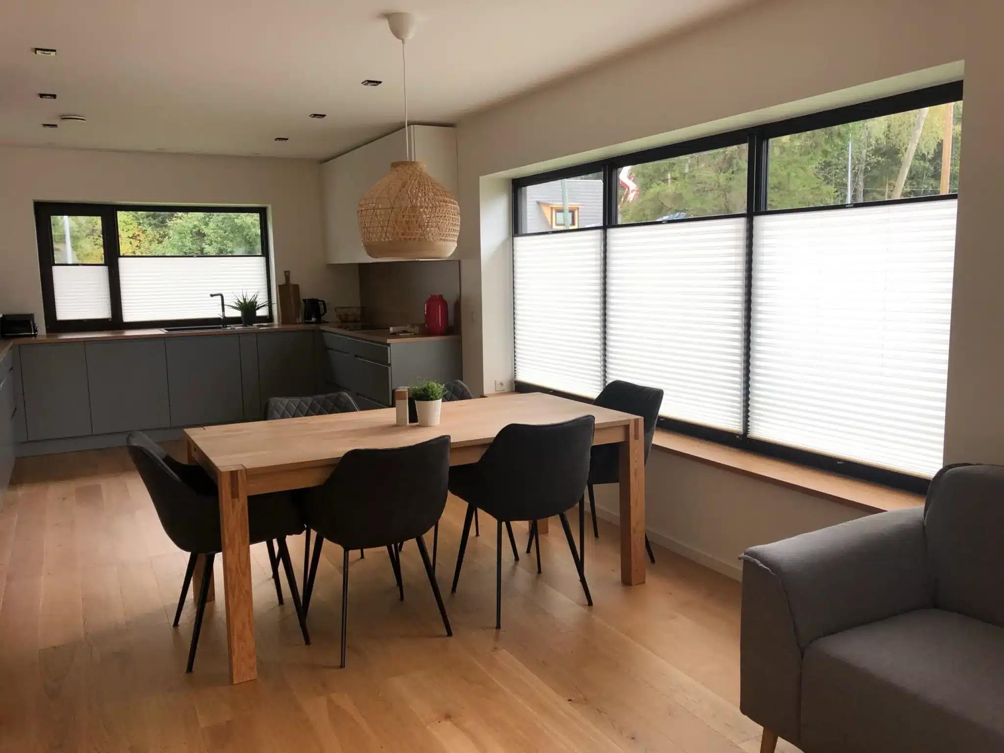 Voldikkardinad – tehtud tööd Valguskate 169