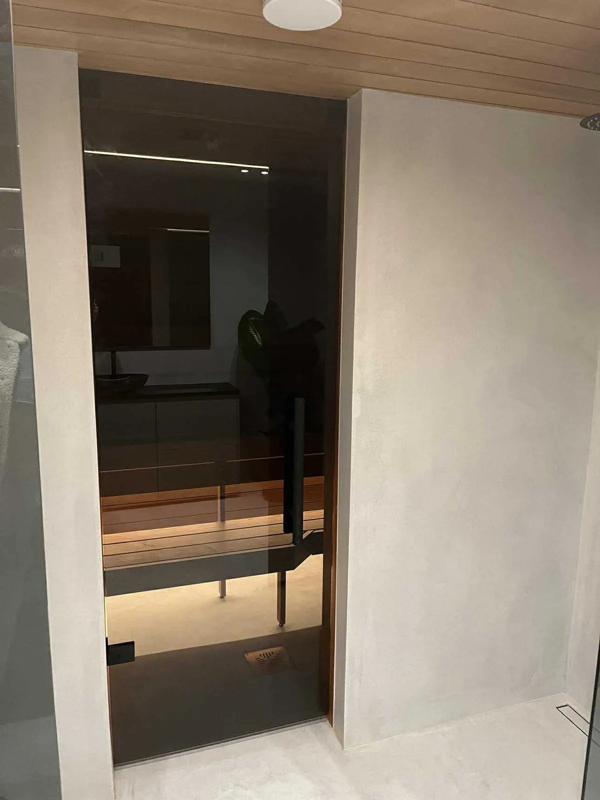 Peeglid – tehtud tööd Valguskate 9