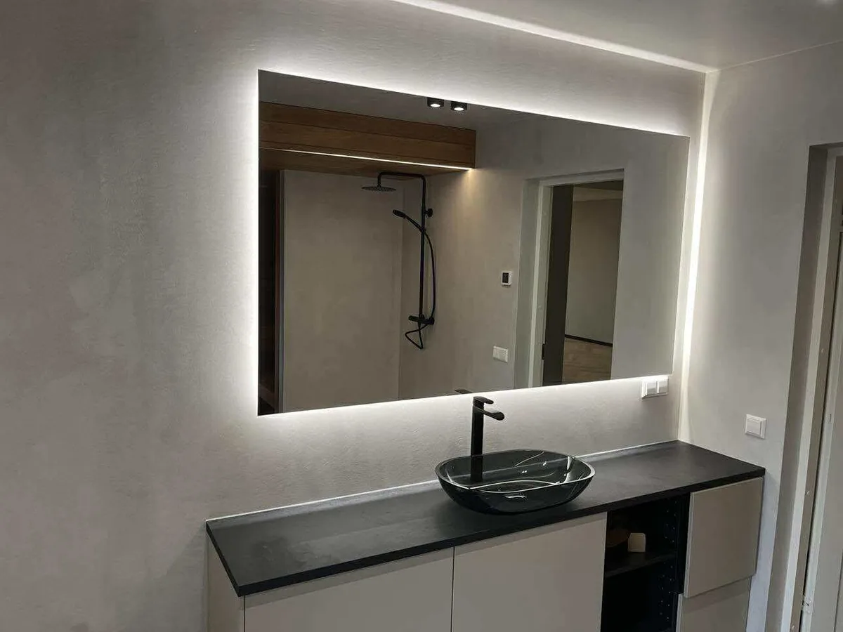 Peeglid – tehtud tööd Valguskate 8